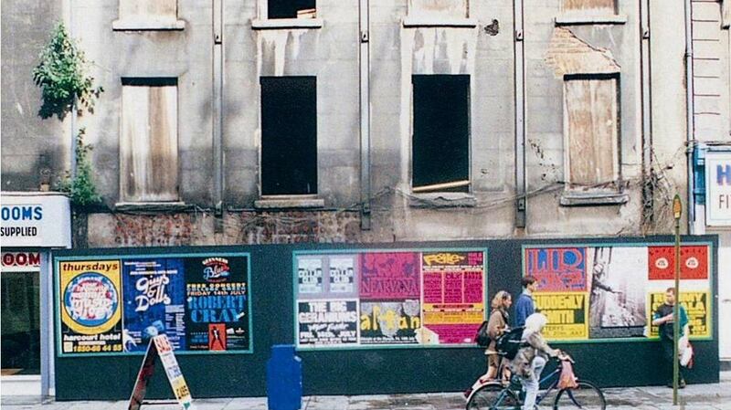21 Aungier Street before it was restored in the 1990s.