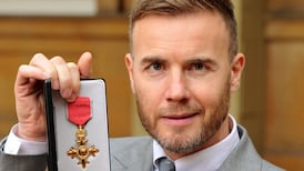 Gary Barlow should not return OBE, says PM