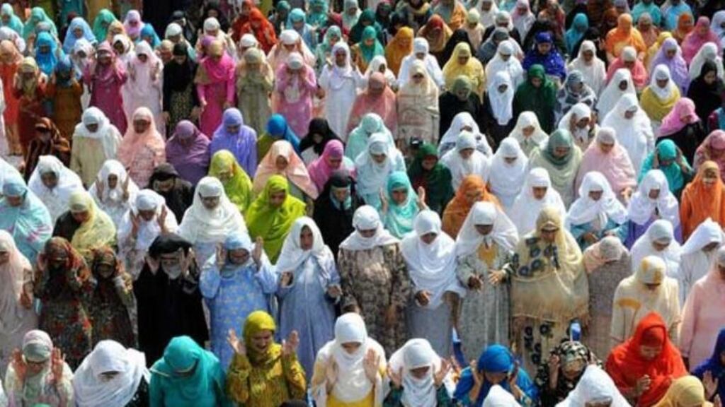 Muslim women offer Eid al-Fitr prayers at the Hazratbal shrine in Kashmir, India. Photograph: Getty Images