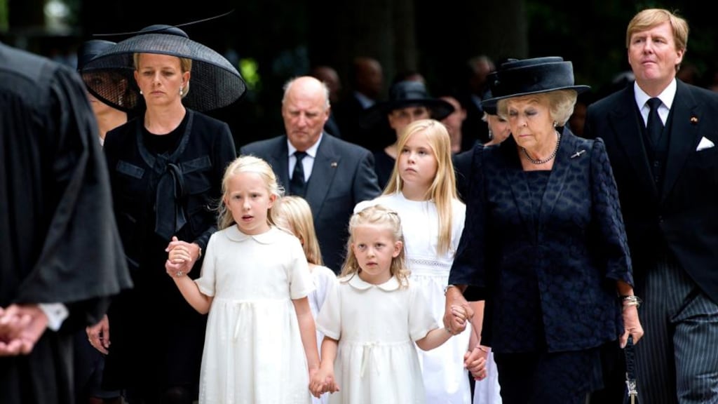 From left: The Netherlands’ Princess Mabel, Princess Luana, Princess Zaria, Princess Amalia, Princess Beatrix and King Willem-Alexander lead the Dutch royal family as they arrive for the funeral service of Prince Friso at the Stulpkerk church in Lage Vuursche yesterday. Photograph: Reuters/Koen van Weel