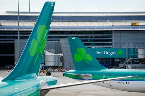 Travellers face uncertainty as Aer Lingus pilots vote on possible strike action
