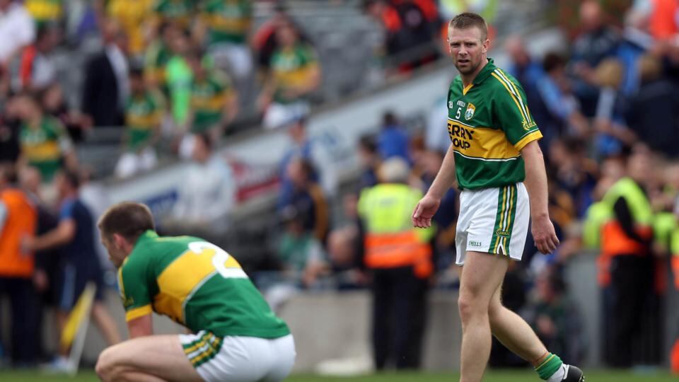 Ó Sé looks towards his brother Marc at the end of this year’s semi-final defeat to Dublin, his last appearance in the green and gold of Kerry. Photograph: Donall Farmer/Inpho