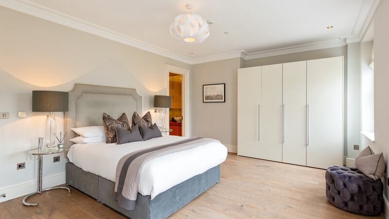 Double bedroom with en suite