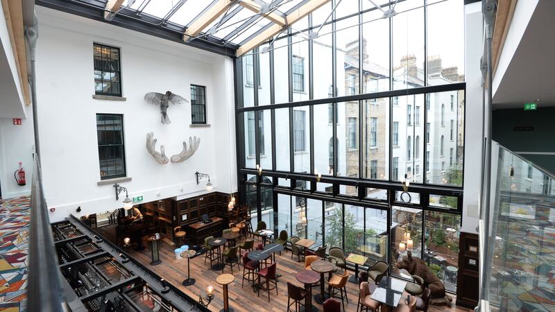 JD Wetherspoon appeals 13ft acoustic glass screen plan