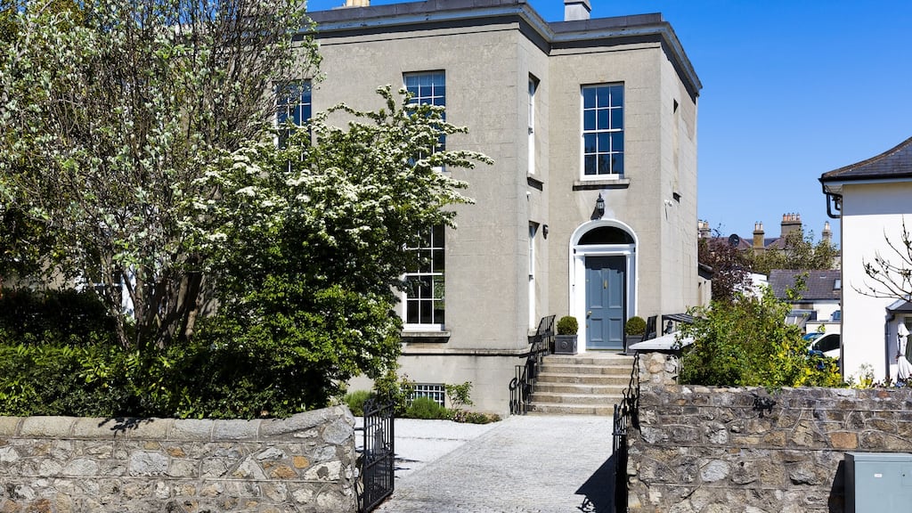74 Monkstown Road, Co Dublin