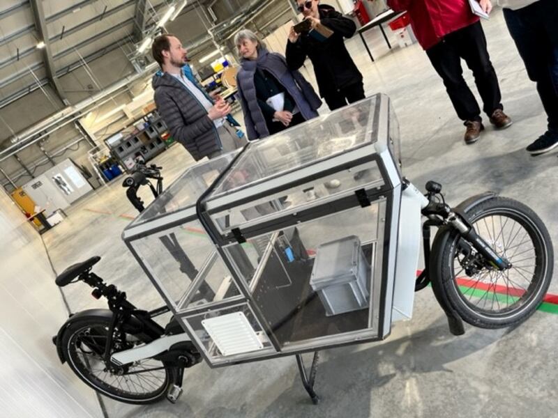 To demonstrate the range of possibilities, the Solyhyd team even developed a hydrogen-powered carrier bicycle.
