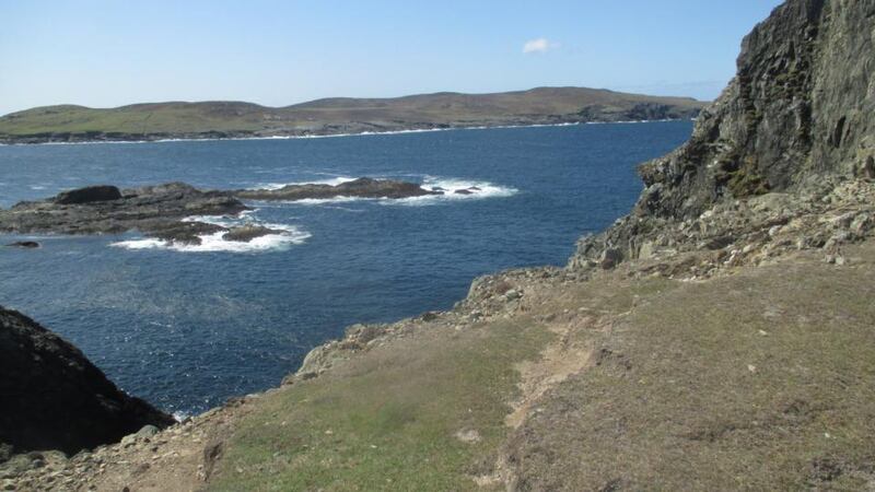 Go walk: Inishbofin