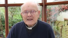 ‘Oldest surviving winner’ of Liffey swim advises competitors ‘not to drink water’