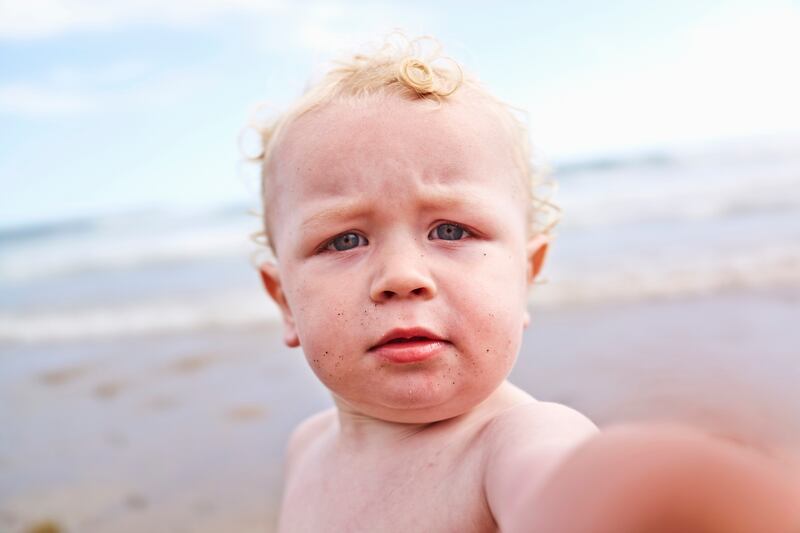 Can selfies actually make us happy? Should we all start taking them?