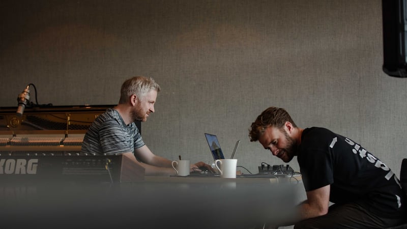 Talos: Ólafur Arnalds on finishing Eoin French’s final album – ‘A lot of the time I could feel him next to me ’