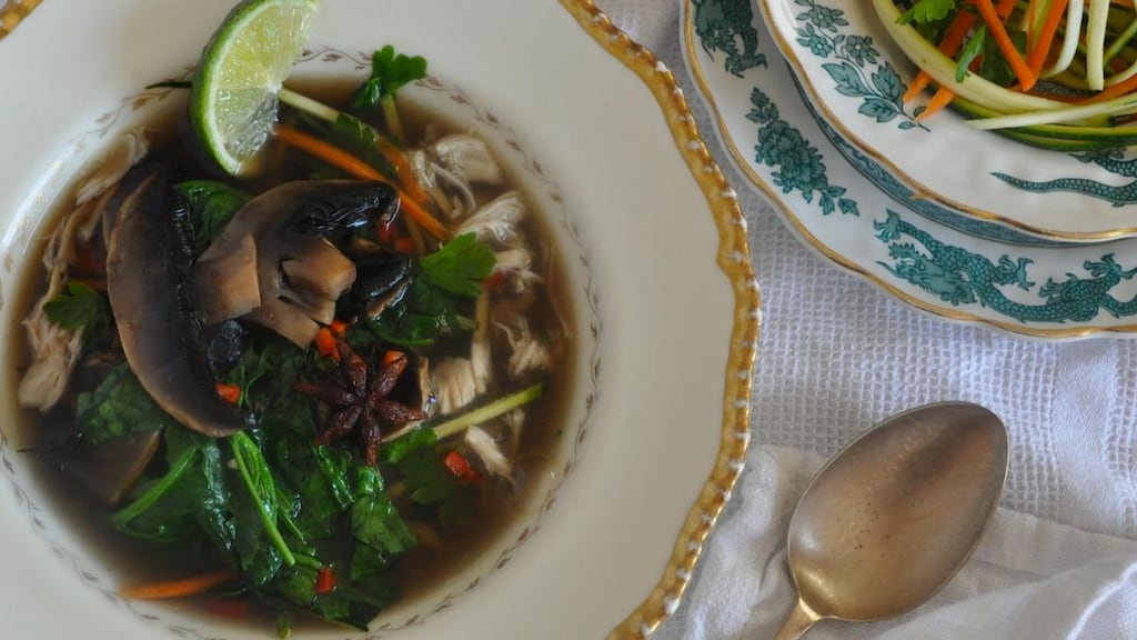 Asian chicken broth