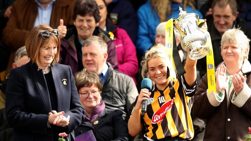 Kilkenny captain Shelly Farrell lifts the trophy after the Littlewoods Ireland Camogie League Division One Final victory over Cork at Nowlan Park. Photograph: Ryan Byrne/Inpho