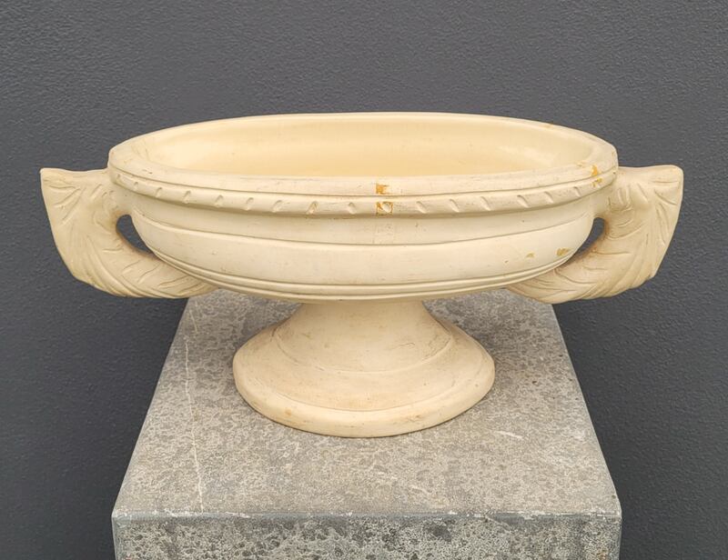 Twin fern-handled mantle vase on a pedestal, made by British florist Constance Spry (estimate €400-€800)