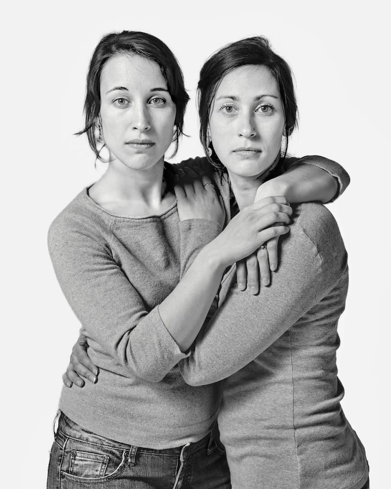 Jeanne Bédard and Jessica Gagnon, Montréal, 2015. Photograph courtesy of François Brunelle