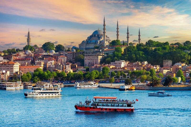 Uncover the European and Asian sides of Istanbul