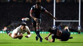 Ben Te’o comes up trumps as England extend winning run to 15