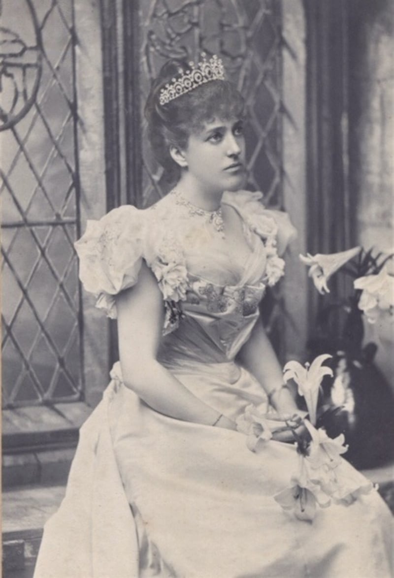 Nora Ward Mulholland, Lady Dunleath. Image reproduced by permission of Lord and Lady Dunleath