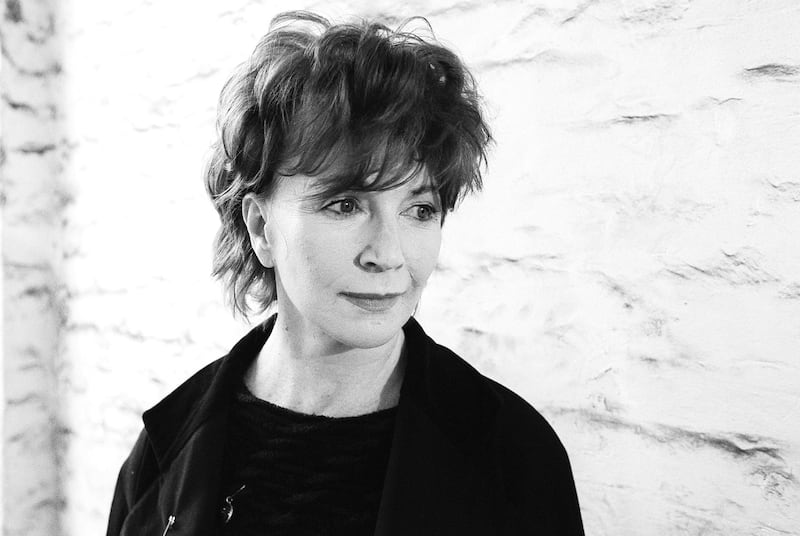 Edna O'Brien photographed in her London home in 1999. Photograph: Frank Miller / The Irish Times