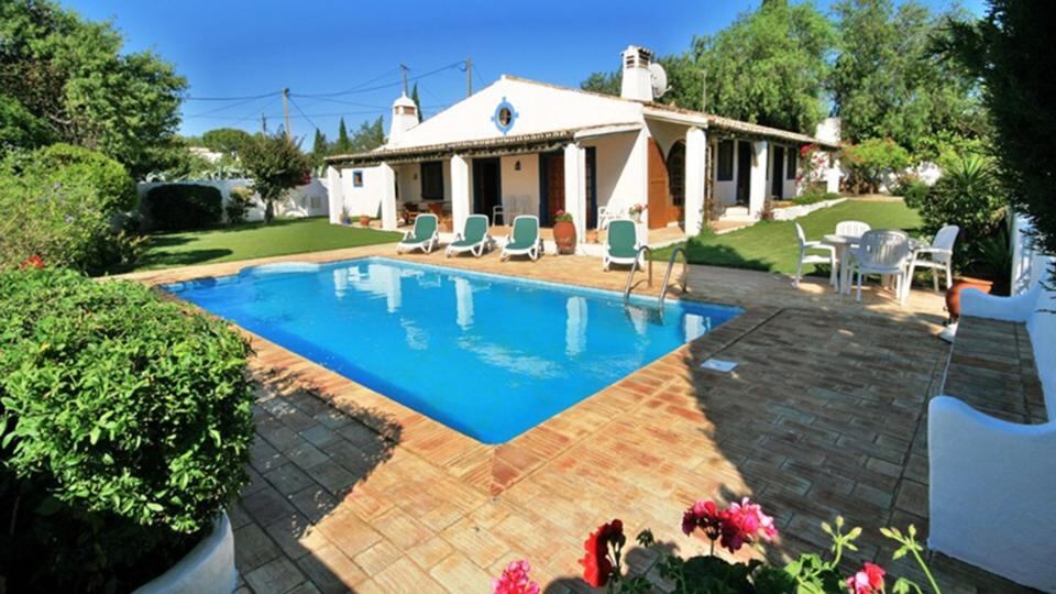 Algarve, Portugal: €450,000,  portugalproperty.com