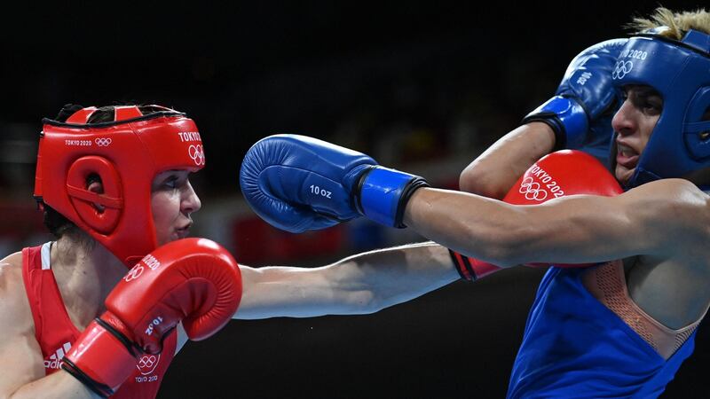 Harrington catches Khelif during their quarter-final. Photo: Luis Robayo/POOL/AFP via Getty Images