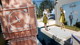 An arty meal: when food goes beyond the edible