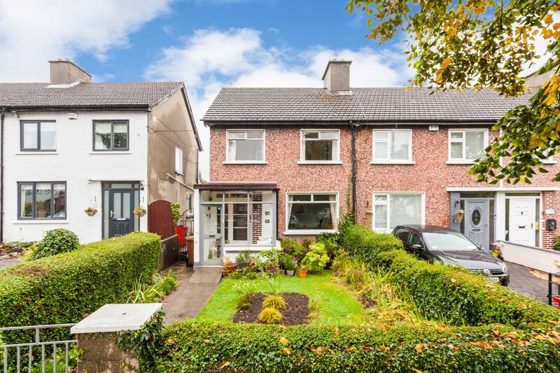 103 Seapark Drive, Clontarf, needs modernisation.