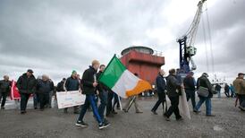 Irish  farmers  protest against dry grain imports