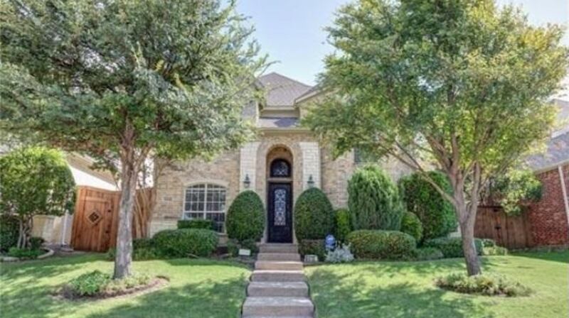 Three-bed, three-bath house in Collin County, Plano, Texas