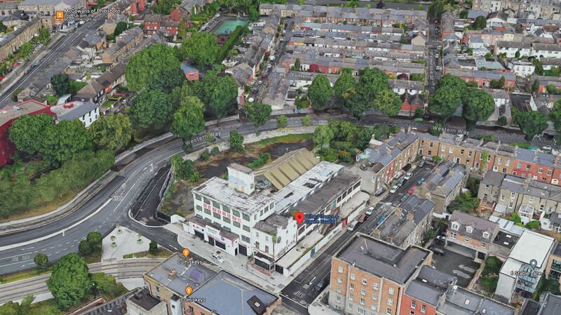 Telephone House may be redeveloped into an apart-hotel. Hendrons Building may be developed for apartments.  Photograph: Google Earth