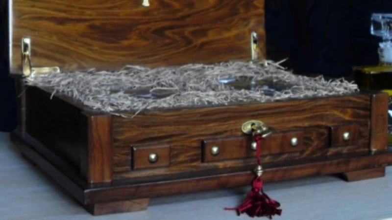 Yes, you’re worth it. But are two bottles of olive oil worth €280?