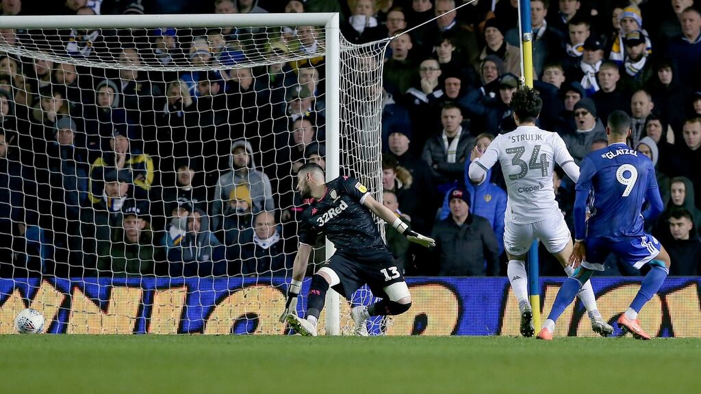 Robert Glatzel of Cardiff City scores his team’s late equaliser during the draw with Leeds United. Photo: Nigel Roddis/Getty Images