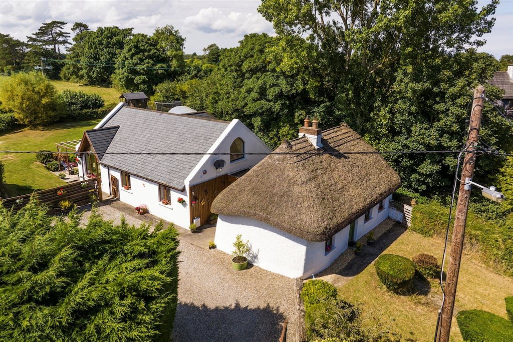 St Bernadette’s in Gormanston comprises an original thatched cottage with a large modern extension to the rear