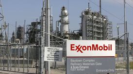 Rockefeller fund divests from fossil fuels