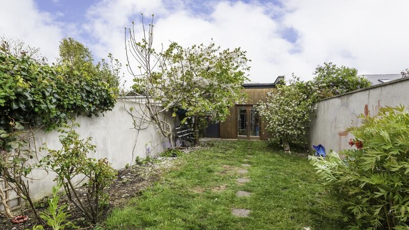 Back garden and studio. The garden extends to about 20 metres.