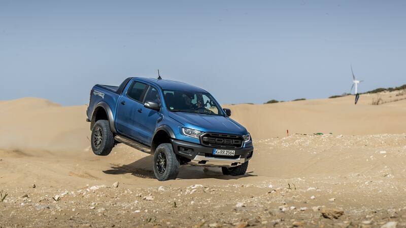 Ford Raptor’s race-bred Fox Racing shock absorbers mean suspension has 30% more travel