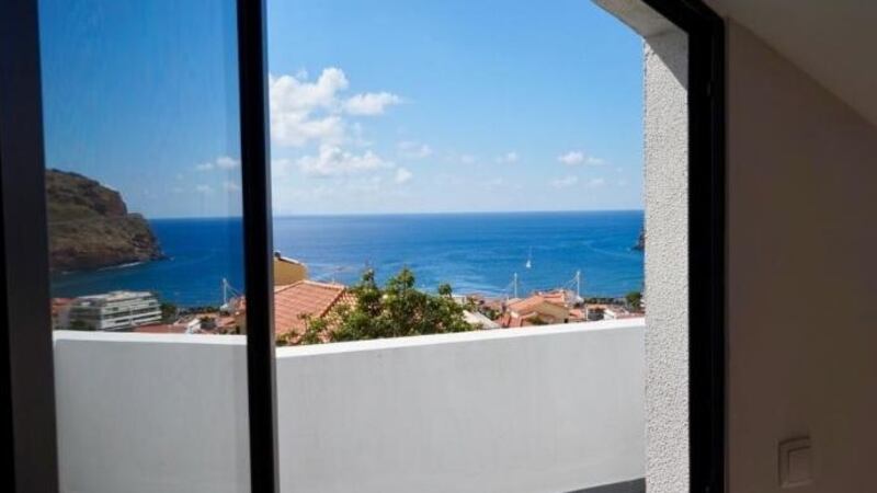 Madeira: Views over the ocean from the modern house with three bedrooms, gym and triple garage