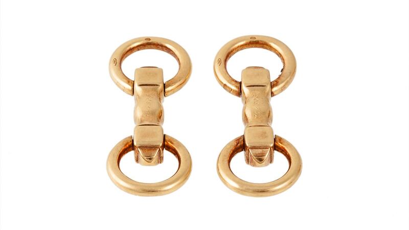 Lot 294, a pair of gold cufflinks (€1,800–€2,200) at O’Reilly’s
