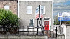 What sold for €800k or less in Dublin, Wicklow and Cork?