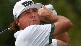 Pat Perez extends lead in Kuala Lumpur