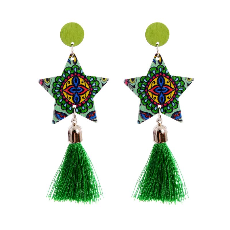 Star earrings, €25 at omdivaboutique.com