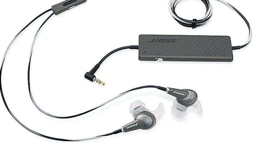 Bose QuietComfort 20 earphones