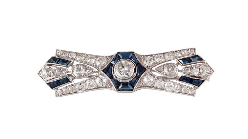 Sapphire and diamond brooch €3,900- €4,200 O’Reilly’s