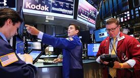 Peripheral yields rise but euro holds steady