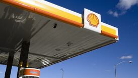 Shell weighs ‘jab or job’ policy for certain employees