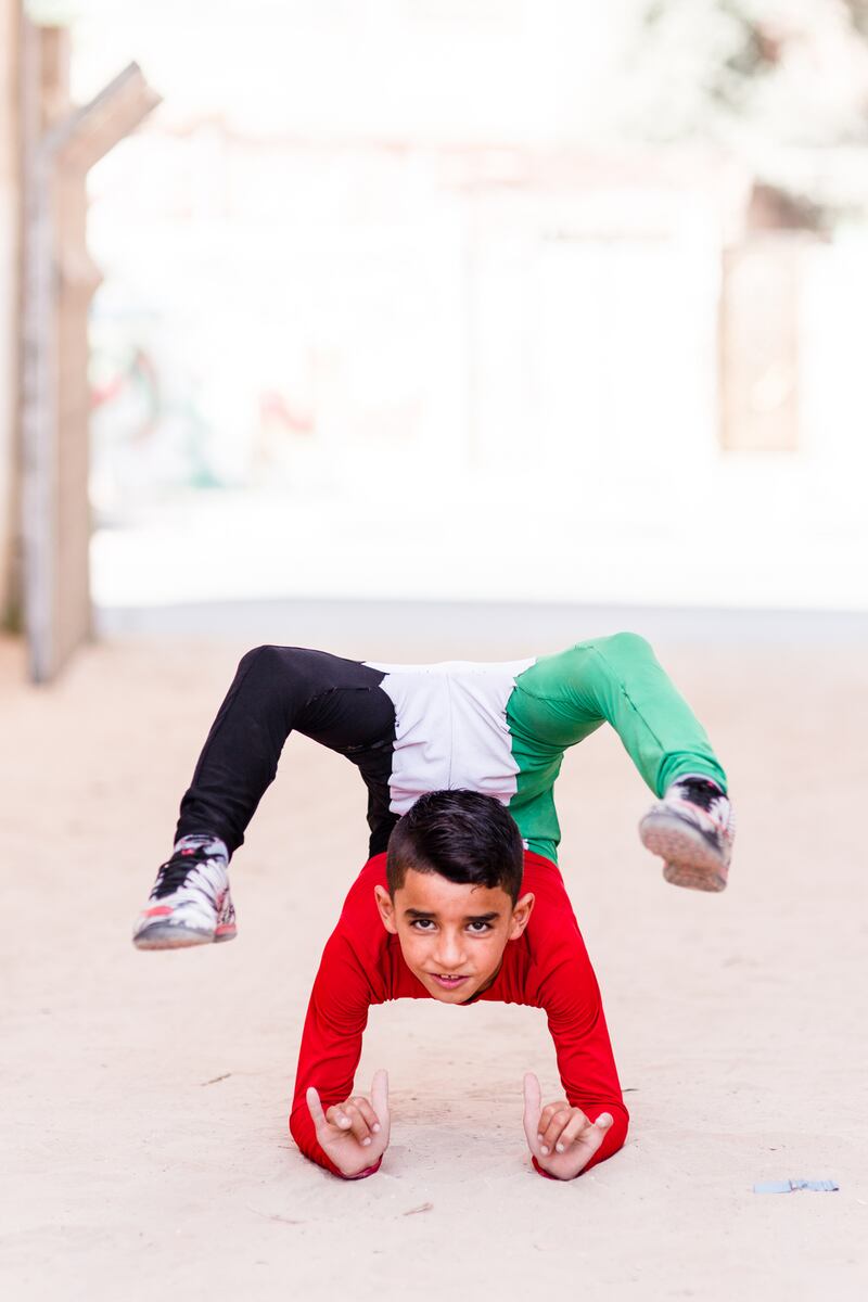 Muneer Salah shows off his incredible flexibility.