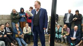 Bloomsday enthusiasts celebrate Ulysses at Glasnevin Cemetery