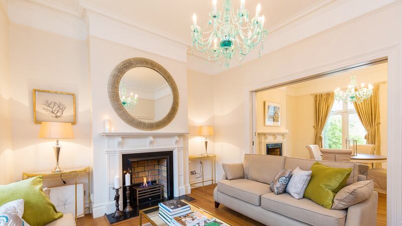The sittingroom at number 7, Brendan Road, Donnybrook, Dublin 4