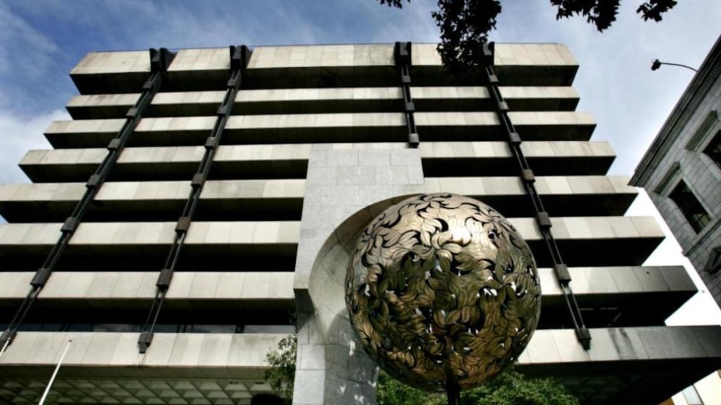 The Irish Brokers Association has urged the Central Bank of Ireland to put pressure on Malta’s Financial Services Authority to ensure the Irish taxpayer does not have to pick up the bill relating to the collapse of Setanta Insurance.