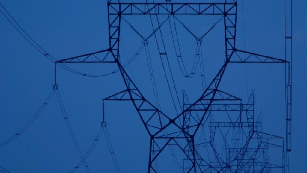 Minister for Energy Pat Rabbitte is to discuss a possible analysis of the work so far on the North-South interconnector when he meets the chairwoman of the expert panel on pylons today.