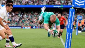 Keith Earls gets the moment he deserves as Ireland left frustrated by 19 point win over England